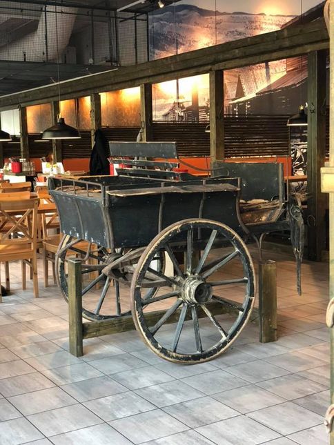 Zarillo Ravintola Hervanta Tampere Kauppakeskus Duo