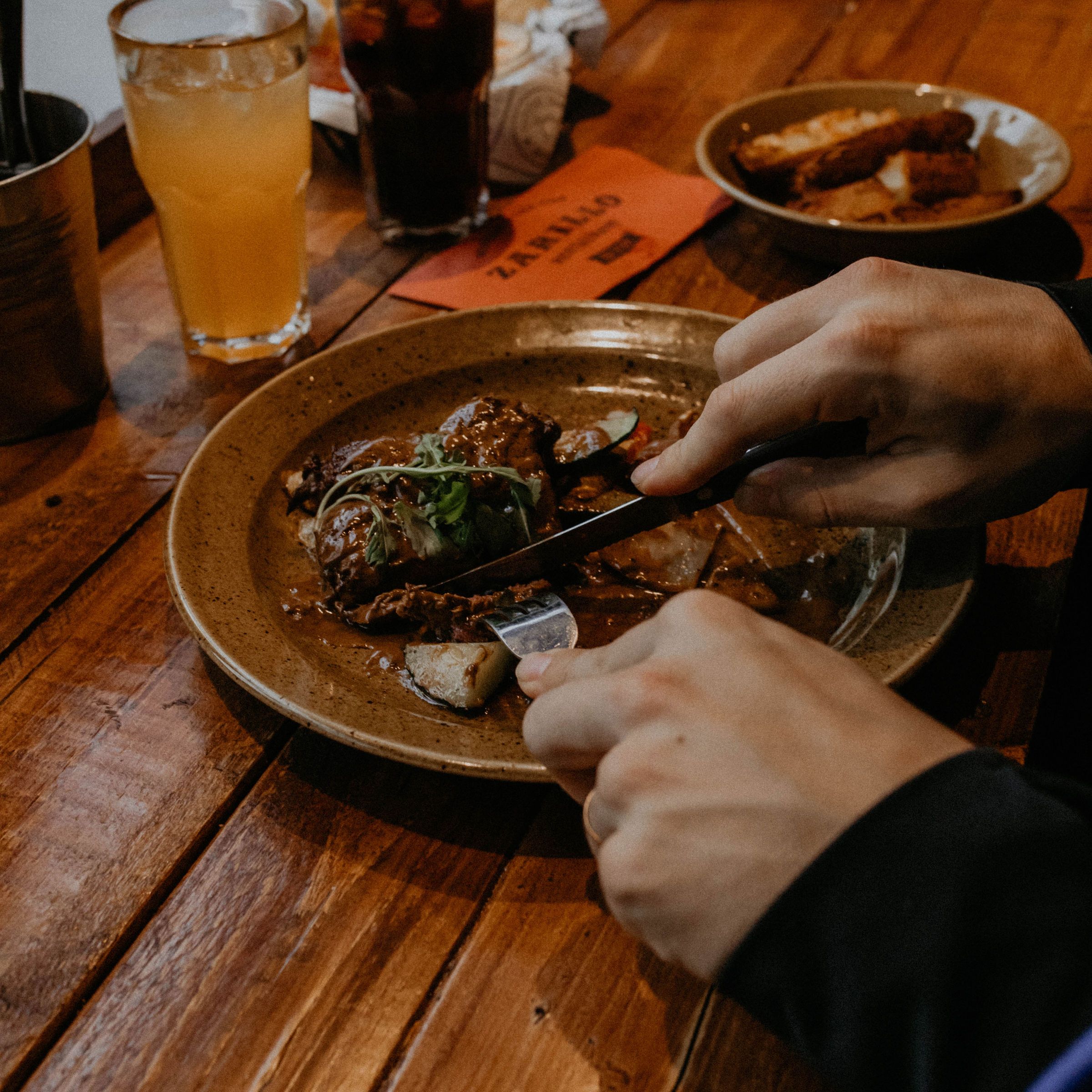 Zarillo Puutarhakatu Ravintola Tampere keskusta