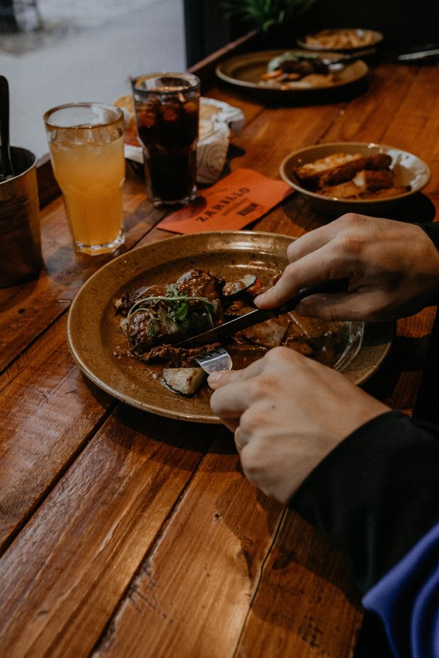 Zarillo Puutarhakatu Ravintola Tampere keskusta