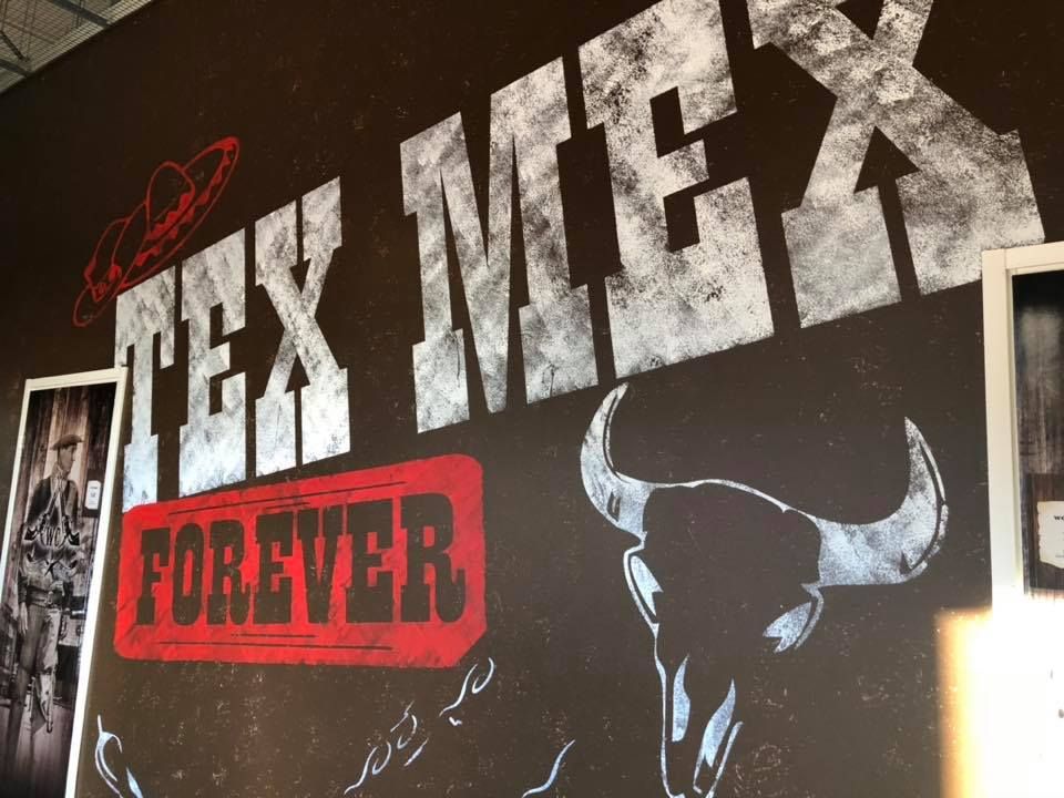 Zarillo Texmex Tampere ravintola chilikastikkeet kastike tulinen Poppamies