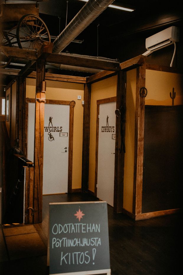 Zarillo Puutarhakatu Ravintola Tampere keskusta