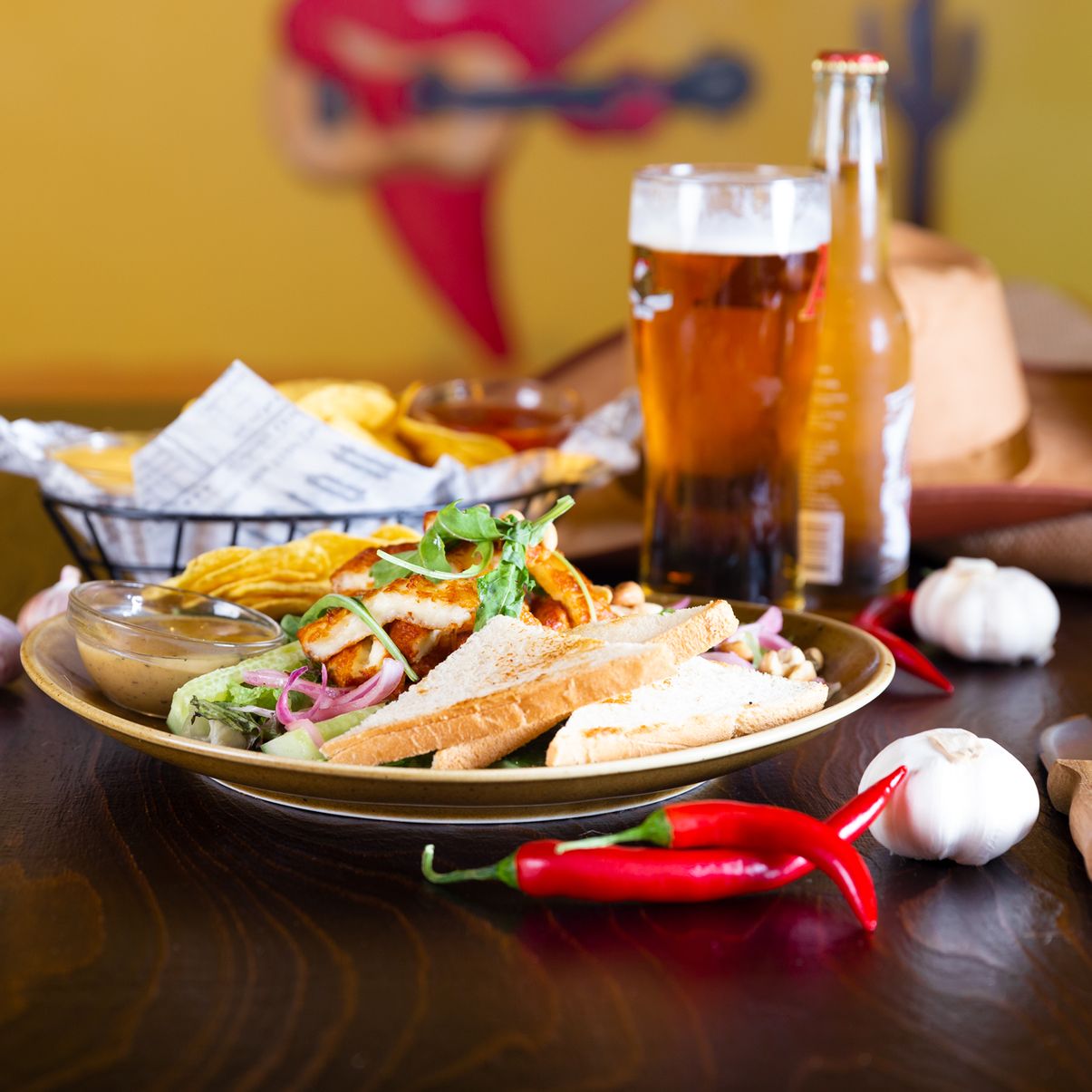 Zarillo Texmex Tampere ravintola chilikastikkeet kastike tulinen Poppamies
